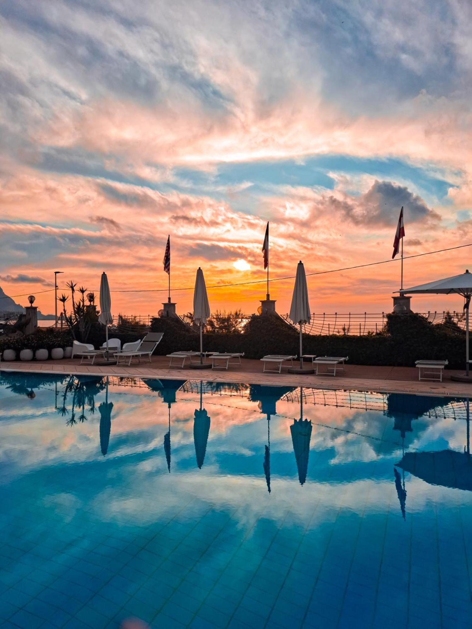 Hotel Sirenetta Isola delle Femmine Exterior foto